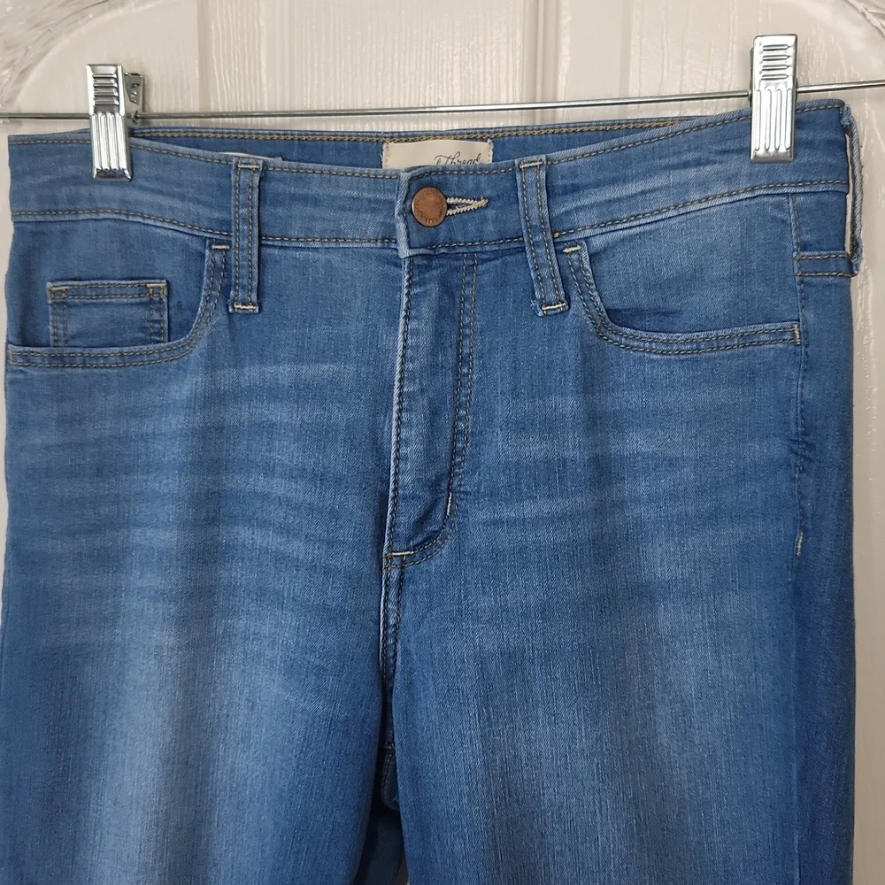 Universal Thread Women's High Rise Skinny Washed Light Blue Jeans Size 4/27R